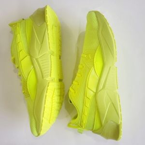 New Puma LQDCELL Neon Yellow women sz 8.5